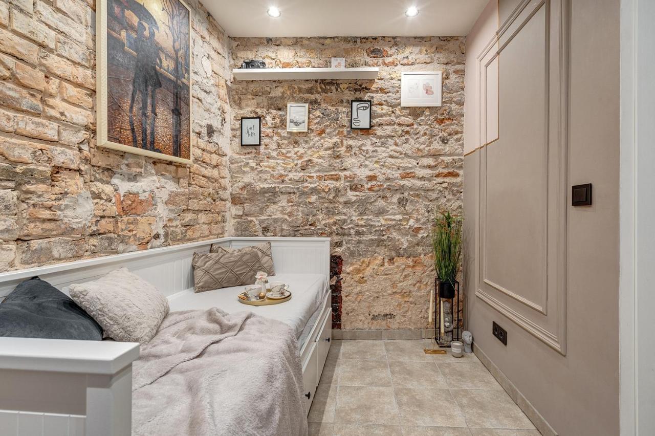Mini Apartament By Town Hall, Self Chek-In Vilnius Luaran gambar